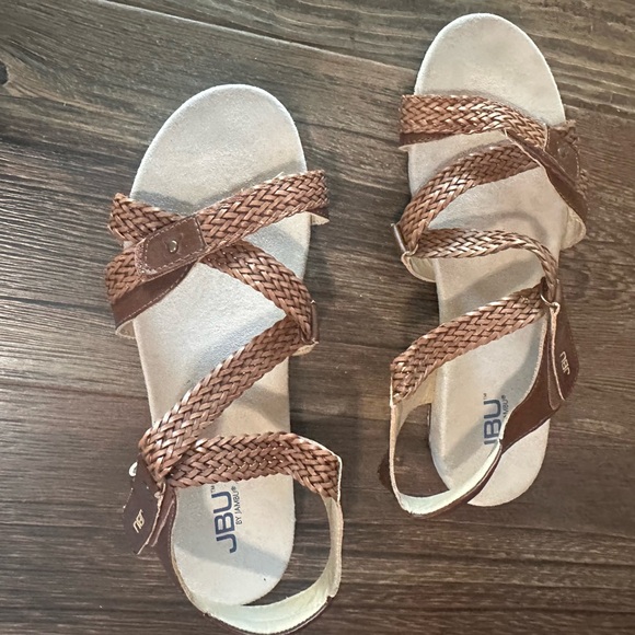 JBU Shoes - JBU by Jambu women's braided brown sandal vegan upper LORETA size 9 m